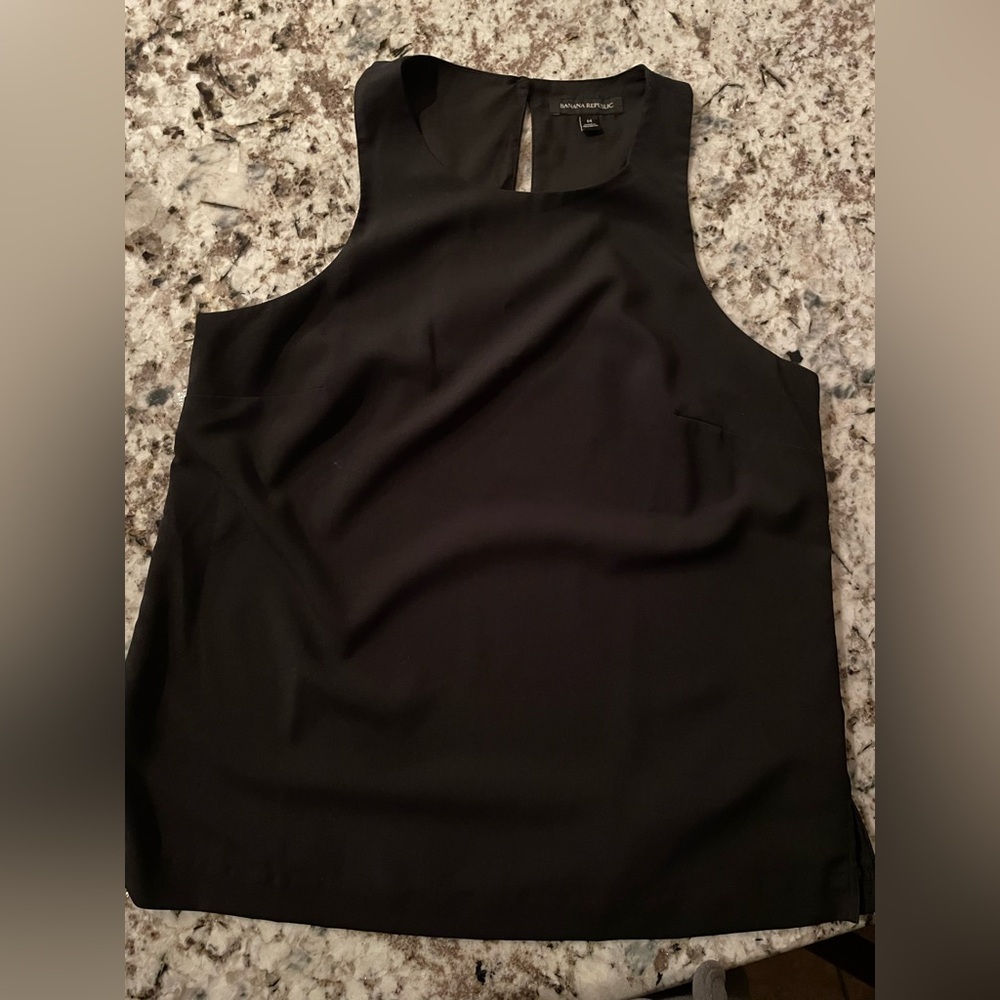 Banana Republic Black Tank. Size M